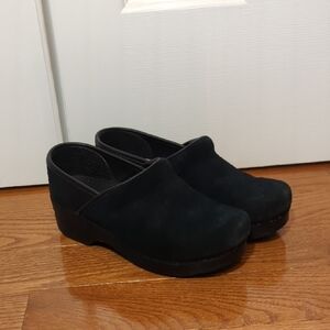 Dansko Black Women's Suede Mules
